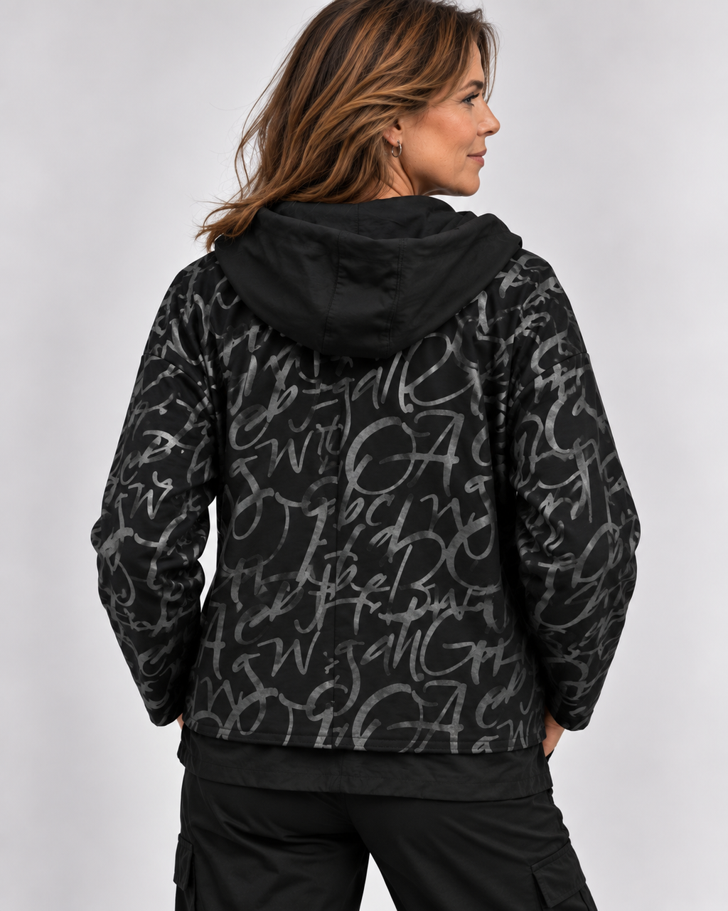 Bunda Lea H. - Graffiti Noir